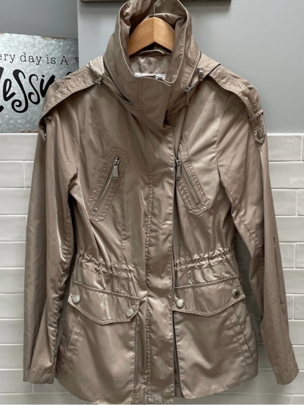 BCBGeneration Lightweight Utility Anorak Jacket Rain Coat Trench Safari Taupe M
